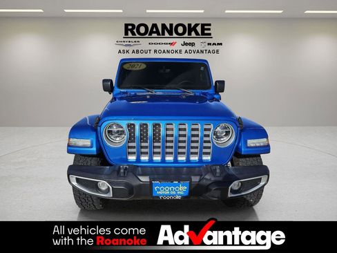 Used 2021 Jeep Wrangler Unlimited Sahara w/ Cold Weather Group image 18