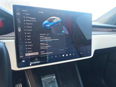 Used 2022 Tesla Model X AWD/4WD image 10