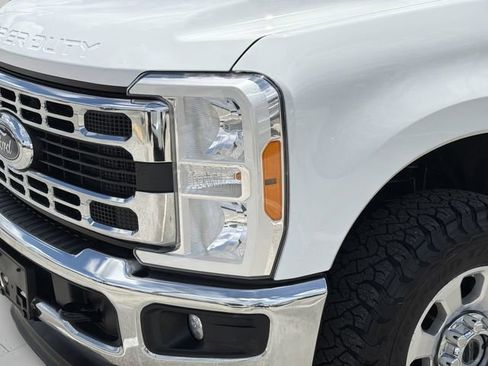 Used 2023 Ford F250 XLT w/ FX4 Off-Road Package AWD/4WD image 7