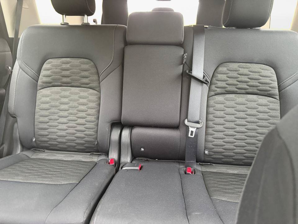 Certified 2025 Nissan Pathfinder SV FWD image 12