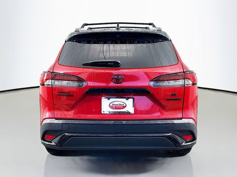 Used 2024 Toyota Corolla Cross AWD Hybrid image 6