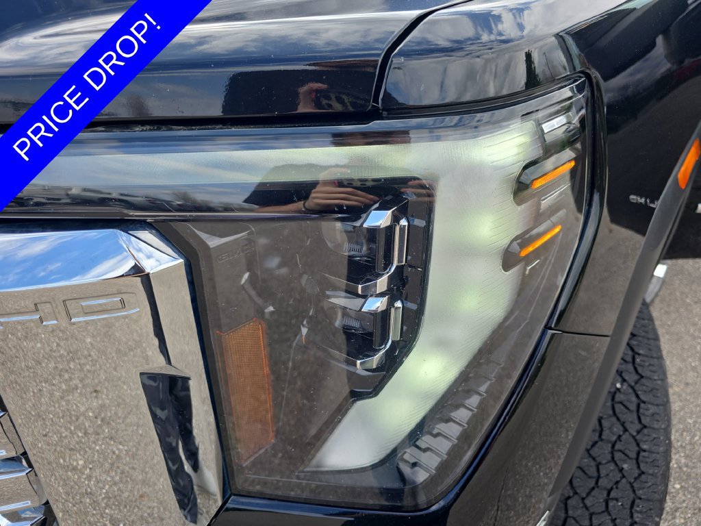 Used 2024 GMC Sierra 2500 Denali w/ Technology Package AWD/4WD image 31
