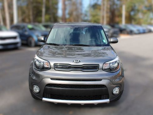 Certified 2018 Kia Soul + image 16