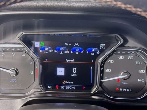 Used 2021 GMC Sierra 1500 AT4 w/ Technology Package image 14