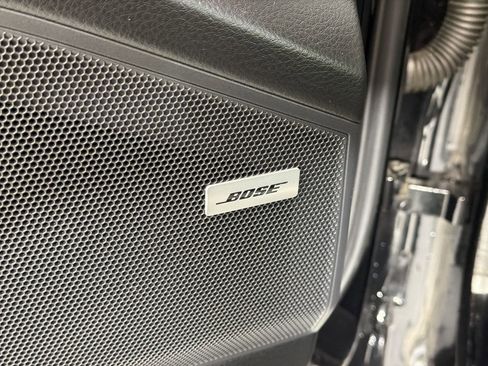 Certified 2023 Porsche Cayenne Platinum Edition AWD/4WD image 23