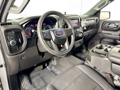 Used 2020 GMC Sierra 1500 2WD Crew Cab w/ Sierra Value Package image 9