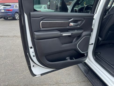 Used 2023 RAM 1500 Laramie AWD/4WD image 18