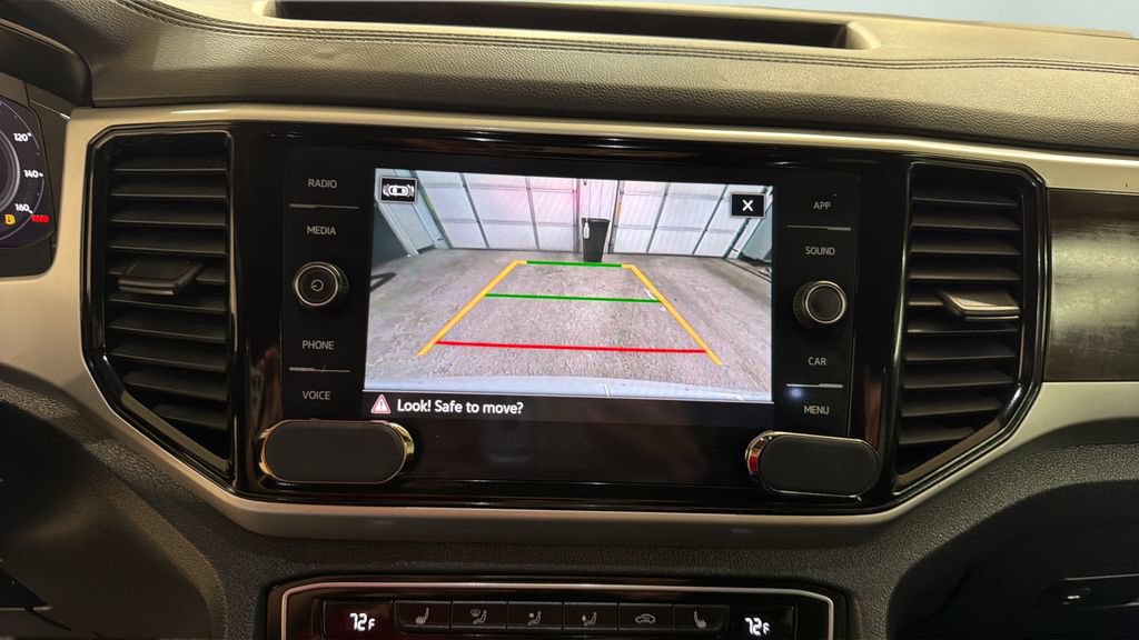 Used 2023 Volkswagen Atlas SE w/ Panoramic Sunroof Package FWD image 19