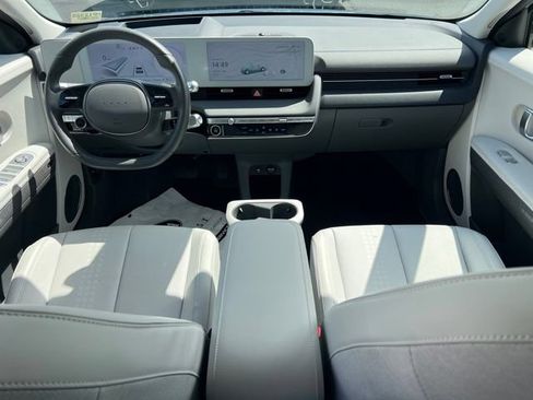 Certified 2024 Hyundai Ioniq 5 Limited AWD/4WD image 12