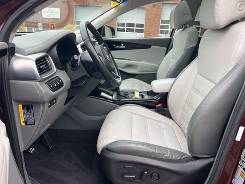 Used 2017 Kia Sorento SX image 14