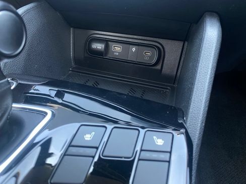Certified 2023 Kia Sportage EX FWD image 17