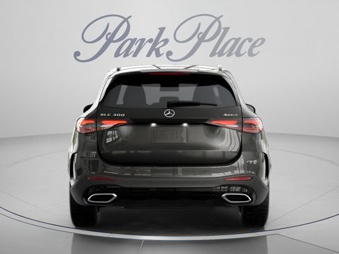 Used 2026 Mercedes-Benz GLC 300 4MATIC image 20