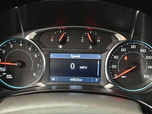 Used 2024 Chevrolet Equinox RS FWD image 30