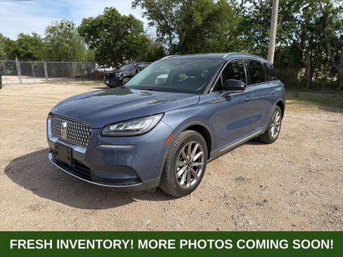 Used 2022 Lincoln Corsair FWD w/ Premium Package image 3