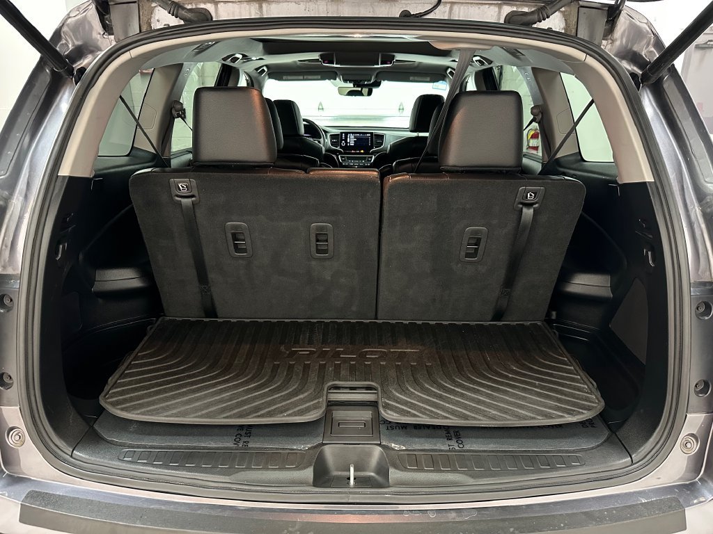 Used 2022 Honda Pilot Elite image 39