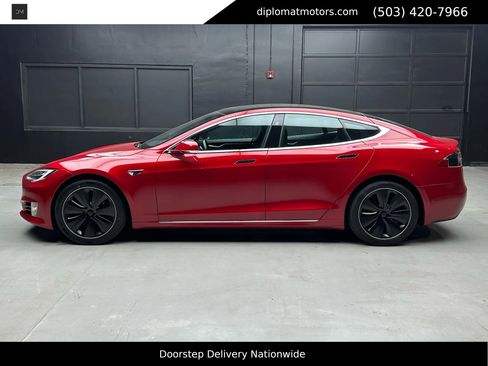 Used 2020 Tesla Model S AWD image 4