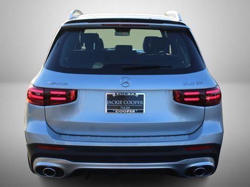 Certified 2025 Mercedes-Benz GLB 35 AMG 4MATIC image 4