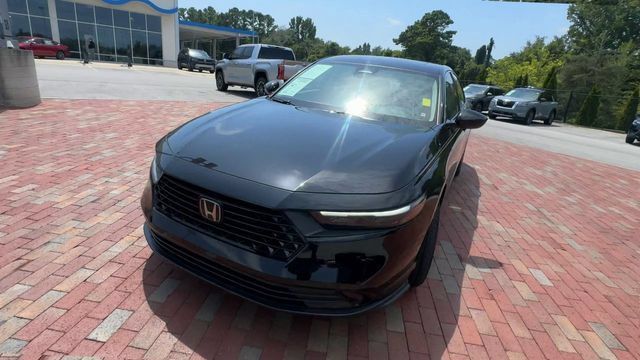 Certified 2024 Honda Accord EX image 6