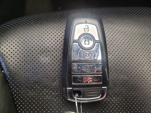 Used 2020 Lincoln Corsair AWD w/ Equipment Group 101A image 32