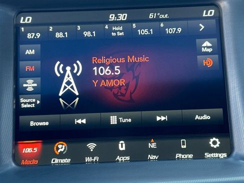 Used 2022 Dodge Charger R/T w/ Harman/Kardon Audio Group image 21