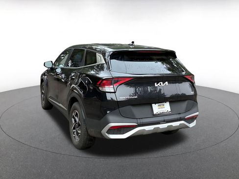 Used 2025 Kia Sportage LX image 5