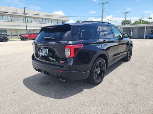 Used 2022 Ford Explorer ST w/ ST Street Pack RWD image 5