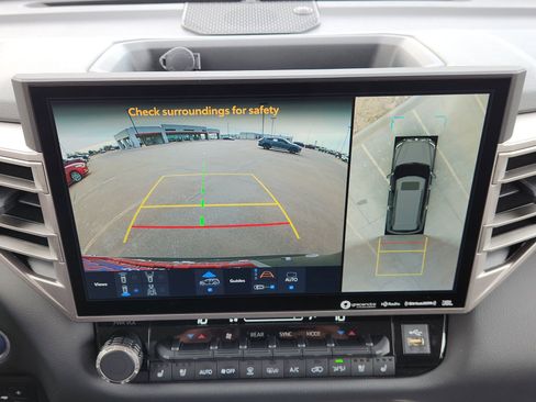 Used 2023 Toyota Sequoia Limited image 23