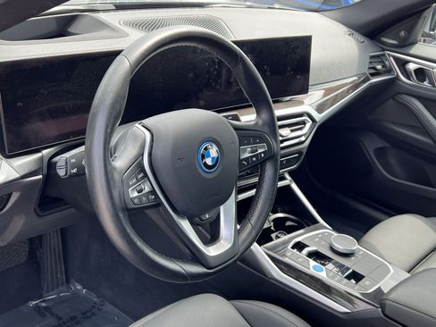 Used 2024 BMW i4 eDrive35 w/ Premium Package RWD image 17