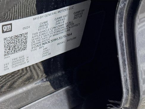 Certified 2024 GMC Acadia Elevation w/ Luxury Package image 31