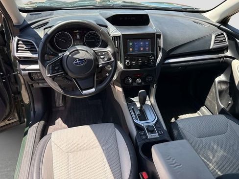 Used 2023 Subaru Forester Premium AWD/4WD image 17