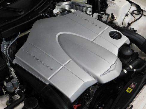 Used 2005 Chrysler Crossfire Limited RWD image 27