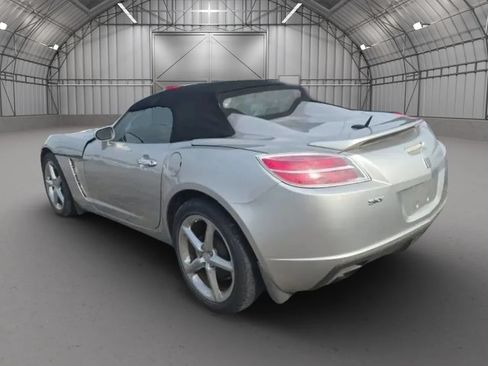 Used 2009 Saturn Sky Red Line RWD image 2