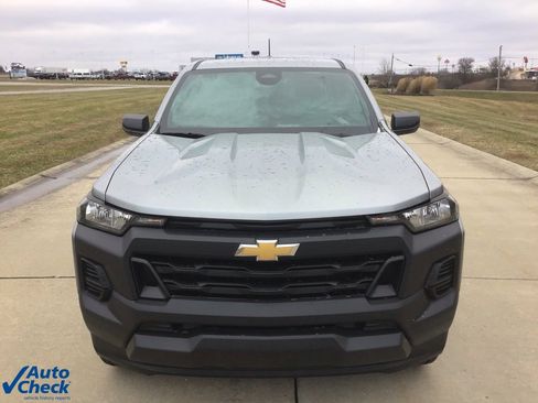 Used 2024 Chevrolet Colorado W/T w/ WT Convenience Package image 10