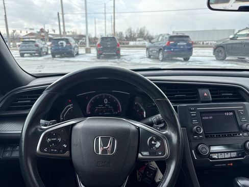Used 2019 Honda Civic Sport image 19