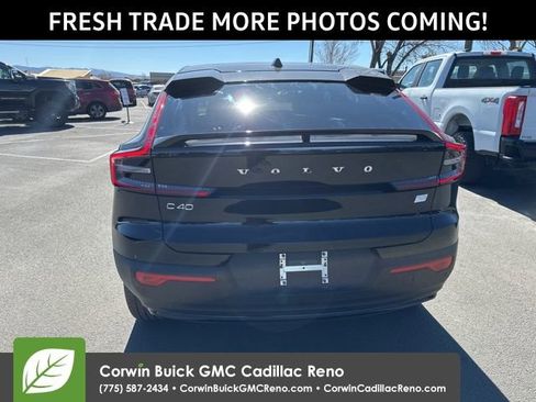 Used 2023 Volvo C40 P8 Recharge Ultimate image 5