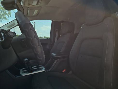 Used 2021 Chevrolet Colorado LT w/ Fleet Safety Package RWD image 13
