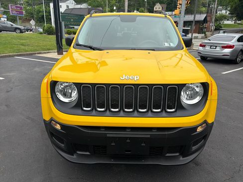 Used 2017 Jeep Renegade Sport w/ Power & Air Group AWD/4WD image 2