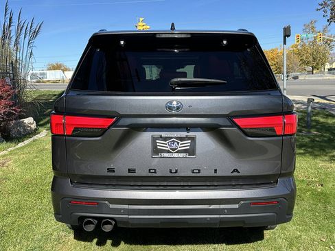 Used 2023 Toyota Sequoia TRD Pro AWD/4WD image 8