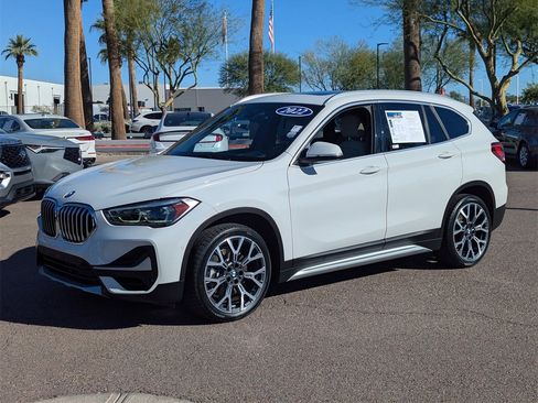 Used 2022 BMW X1 xDrive28i w/ Premium Package image 2