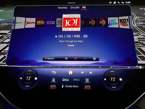 Used 2023 Mercedes-Benz EQS 580 4MATIC SUV image 16
