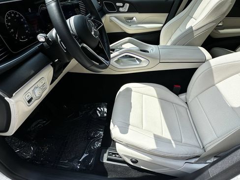 Certified 2025 Mercedes-Benz GLE 450e 4MATIC image 10