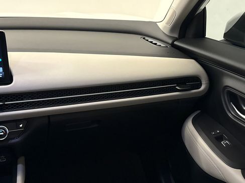 Certified 2025 Honda HR-V EX-L image 16
