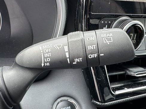 Used 2025 Toyota Highlander XSE image 41