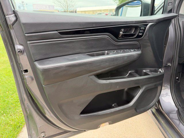 Used 2021 Honda Odyssey Touring image 17