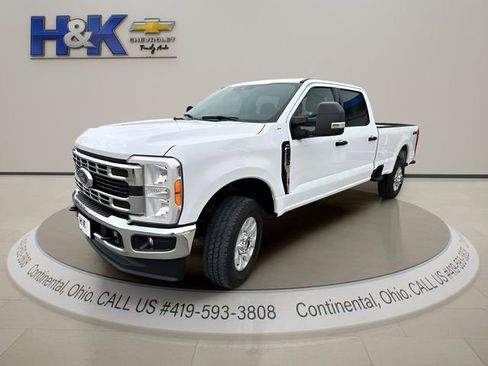 Used 2023 Ford F250 XLT image 3
