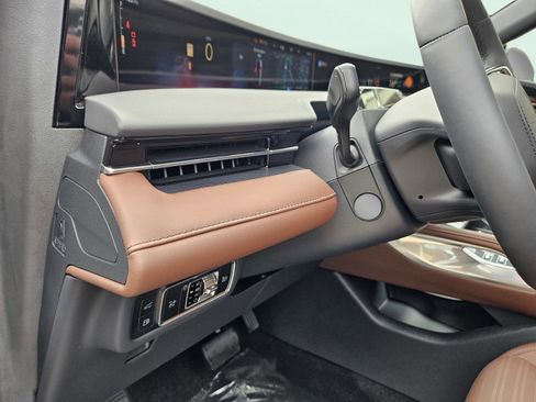 New 2026 Lincoln Nautilus Reserve image 11