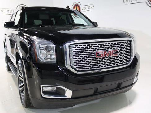Used 2017 GMC Yukon Denali w/ Open Road Package image 30