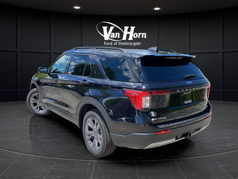 New 2026 Ford Explorer Active w/ Active Comfort Package AWD/4WD image 5