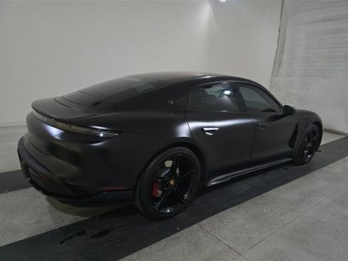 Used 2020 Porsche Taycan 4S image 4