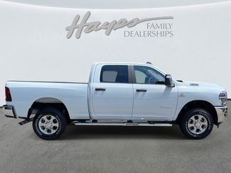 Used 2025 RAM 2500 Big Horn video 3